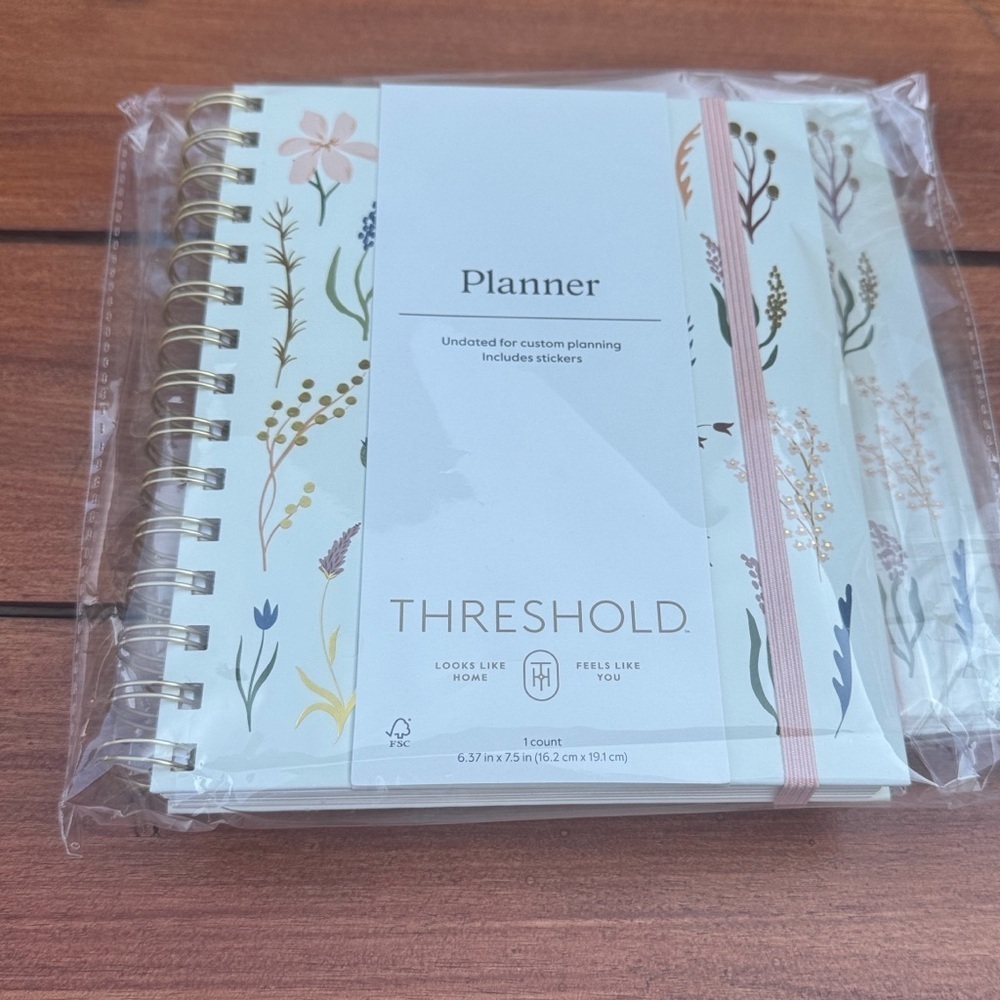 Set Of Two Threshold Floral Planner - Picture 2 of 9